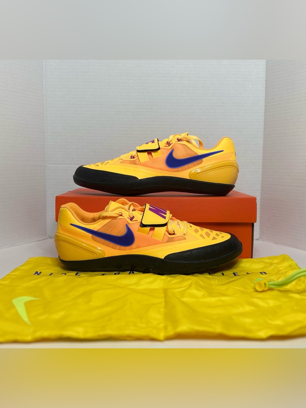 Nike Men’s Athletic Shoes - Yellow with Blue Swoosh Track & Field Throwing shoes